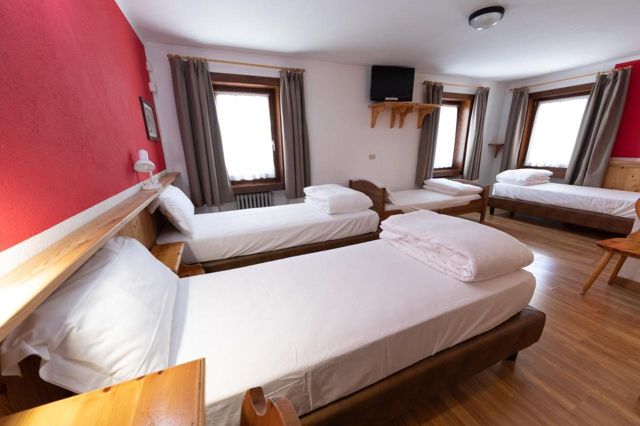 Hotel Meuble' Joli Breuil-Cervinia Extérieur photo