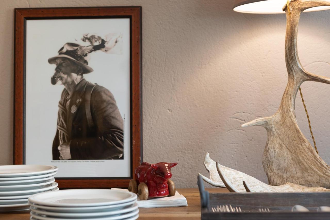 Hotel Meuble' Joli Breuil-Cervinia Extérieur photo