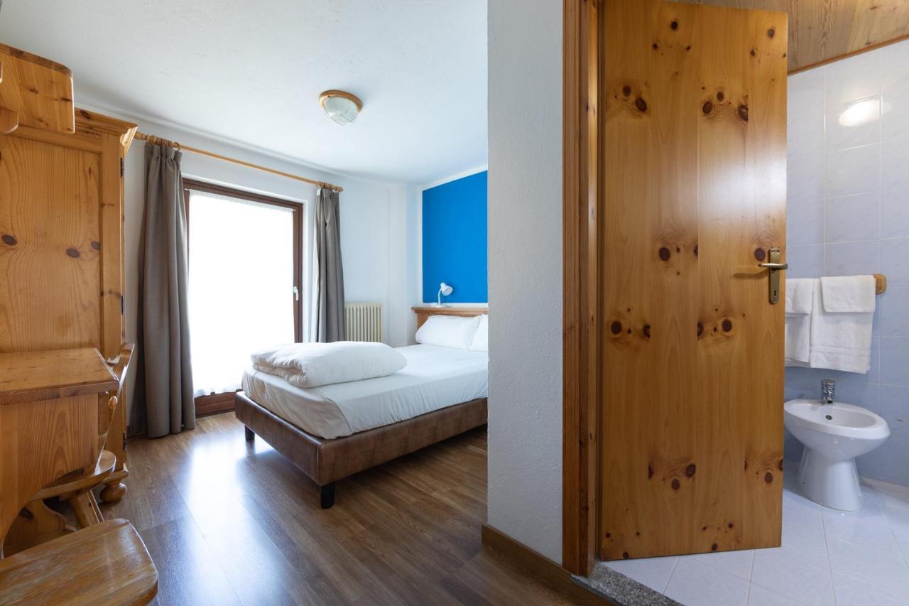 Hotel Meuble' Joli Breuil-Cervinia Extérieur photo